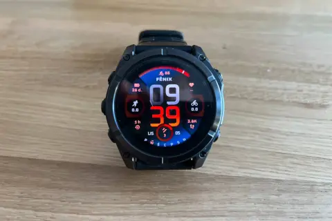 Najlepsze zegarki Garmin do pływania: funkcje, porównania i opinie
